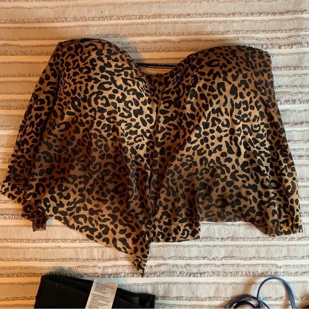 Baiting Suit top